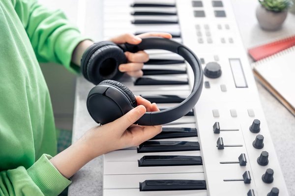 L'art du beatmaking : Doit-on suivre une formation et quelle est son importance et ses fondamentaux ?