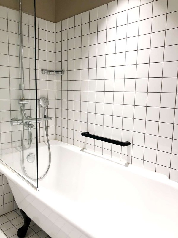 Quelles astuces suivre pour déboucher sa baignoire?